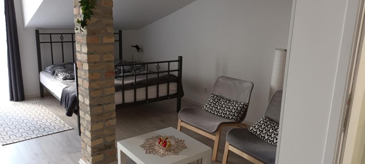 Flora Novi Sad Apartment Exterior photo